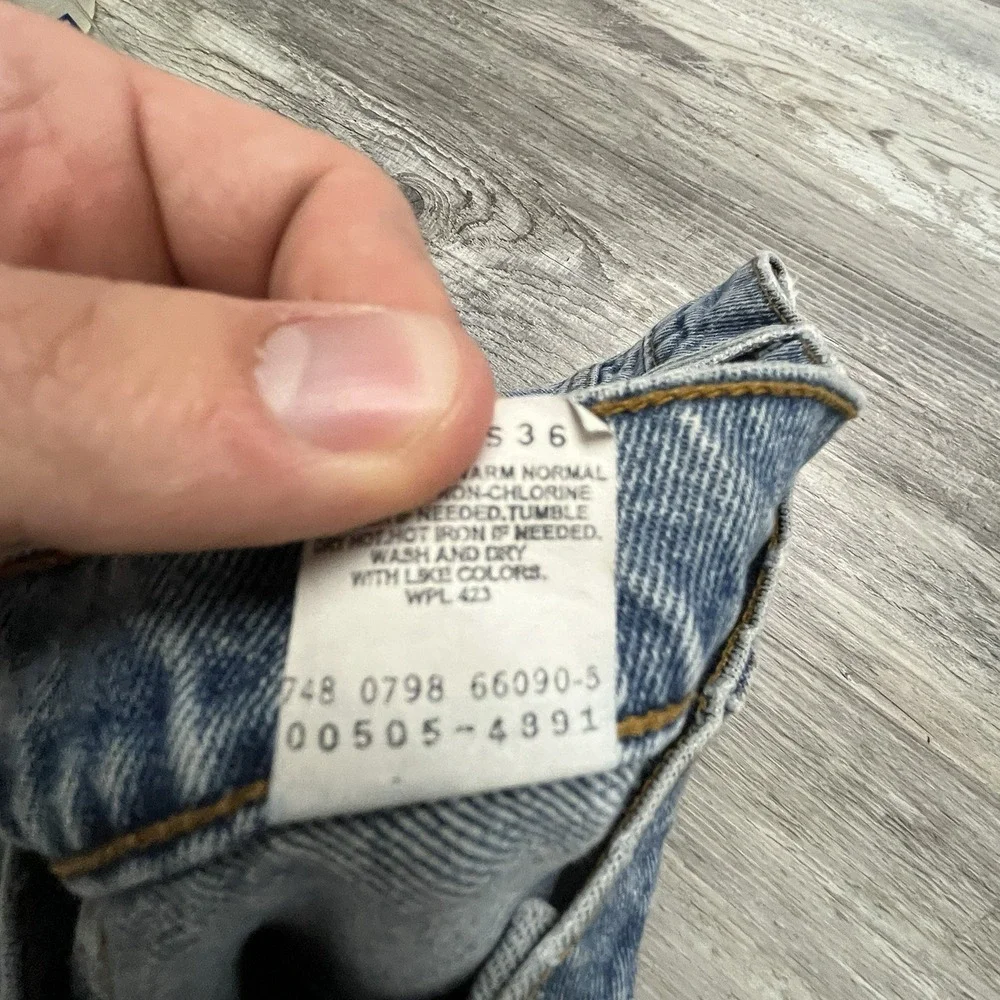 Vintage‎ Levis 550 Grunge Straight Leg Jeans 36 x 30 ( 35x29) Red Tab Paper Tag